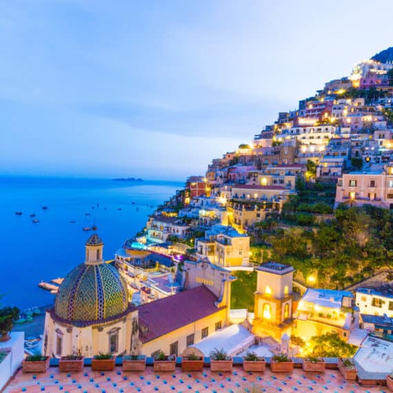 Positano-by-night-the-italian-planners
